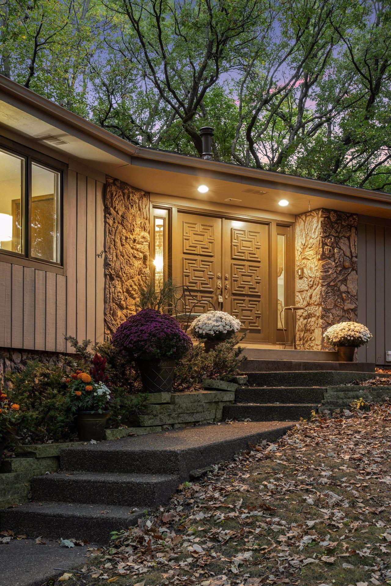 15801 Post Road Wayzata, MN 55391 - Photo 3 of 41 Gallery Image 3