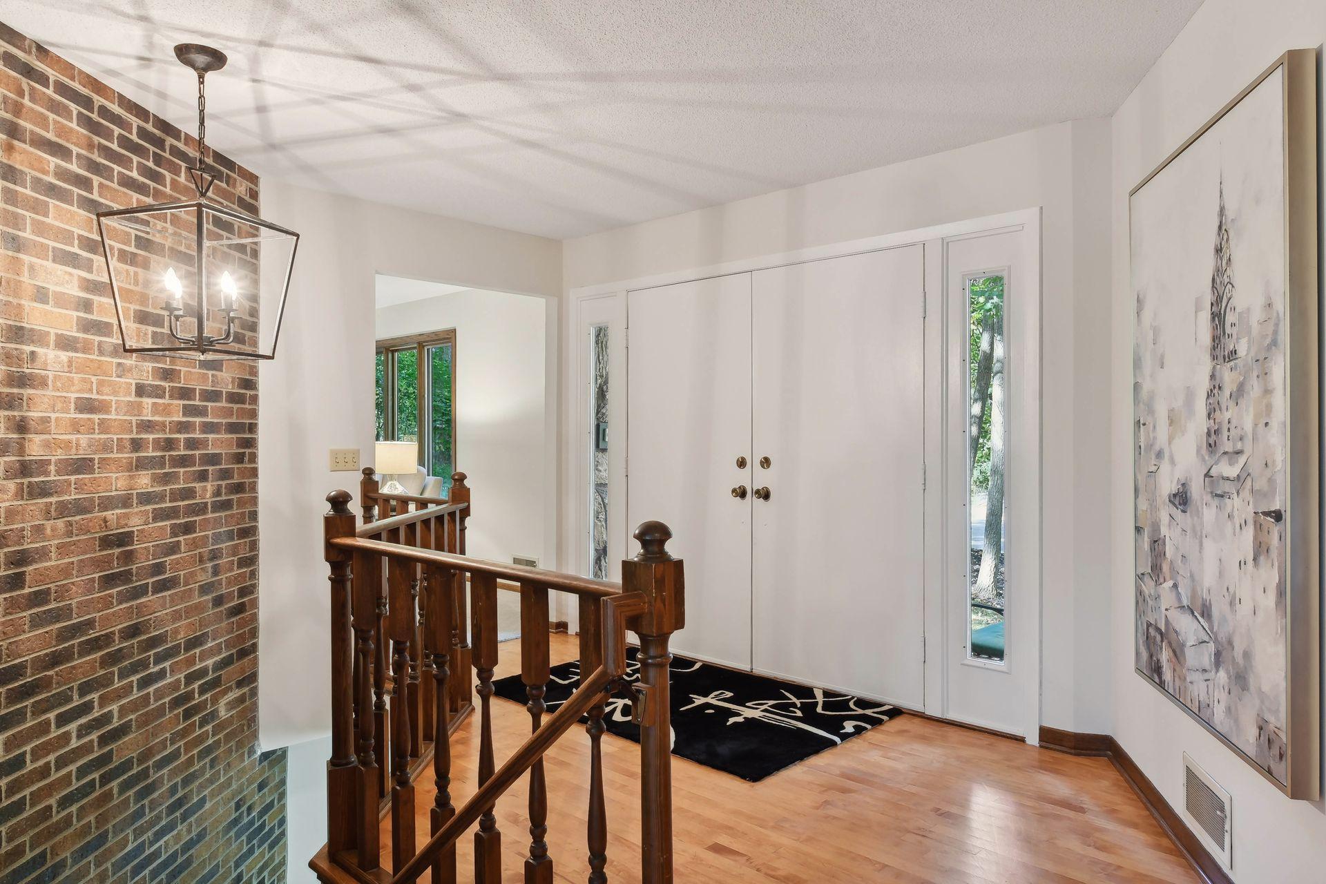 15801 Post Road Wayzata, MN 55391 - Photo 4 of 41 Gallery Image 4
