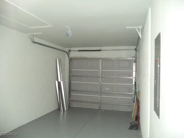 $1,550 | 6062 Laurelwood Drive, Fort Myers, FL 33905