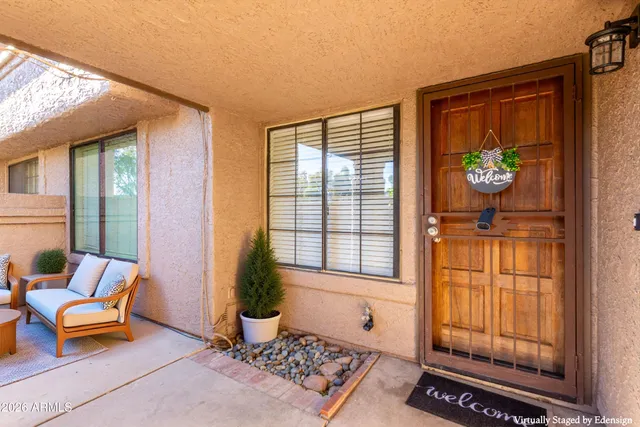 $259,000 | 700 East Mesquite Circle, Unit L107, Tempe, AZ 85288