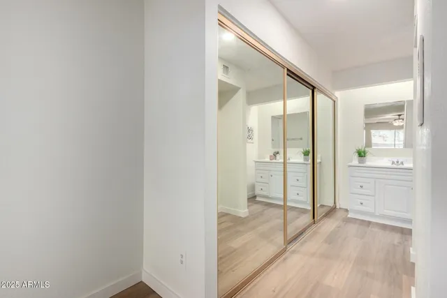 $259,000 | 700 East Mesquite Circle, Unit L107, Tempe, AZ 85288