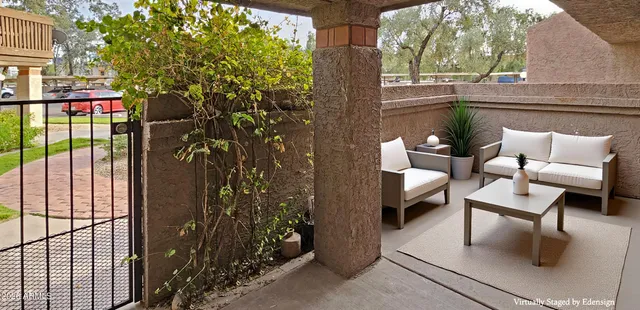 $259,000 | 700 East Mesquite Circle, Unit L107, Tempe, AZ 85288