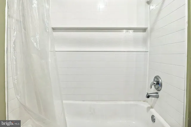 $450,000 | 482 West Christine Road, Nottingham, PA 19362