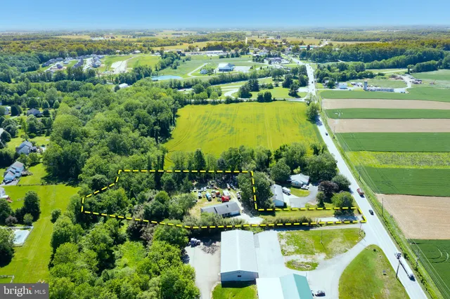 $450,000 | 482 West Christine Road, Nottingham, PA 19362