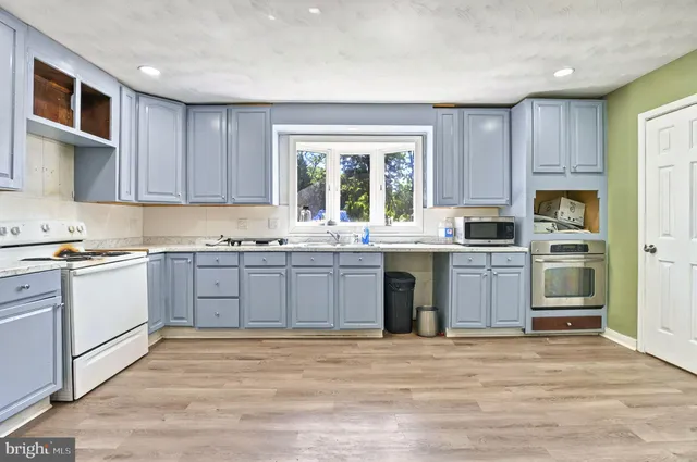 $450,000 | 482 West Christine Road, Nottingham, PA 19362