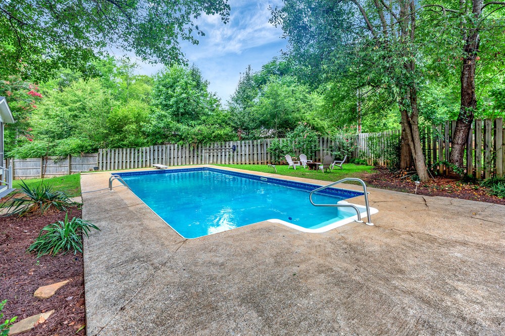 224 Regency Circle Anderson, SC 29625 - Photo 35 of 44 Pool