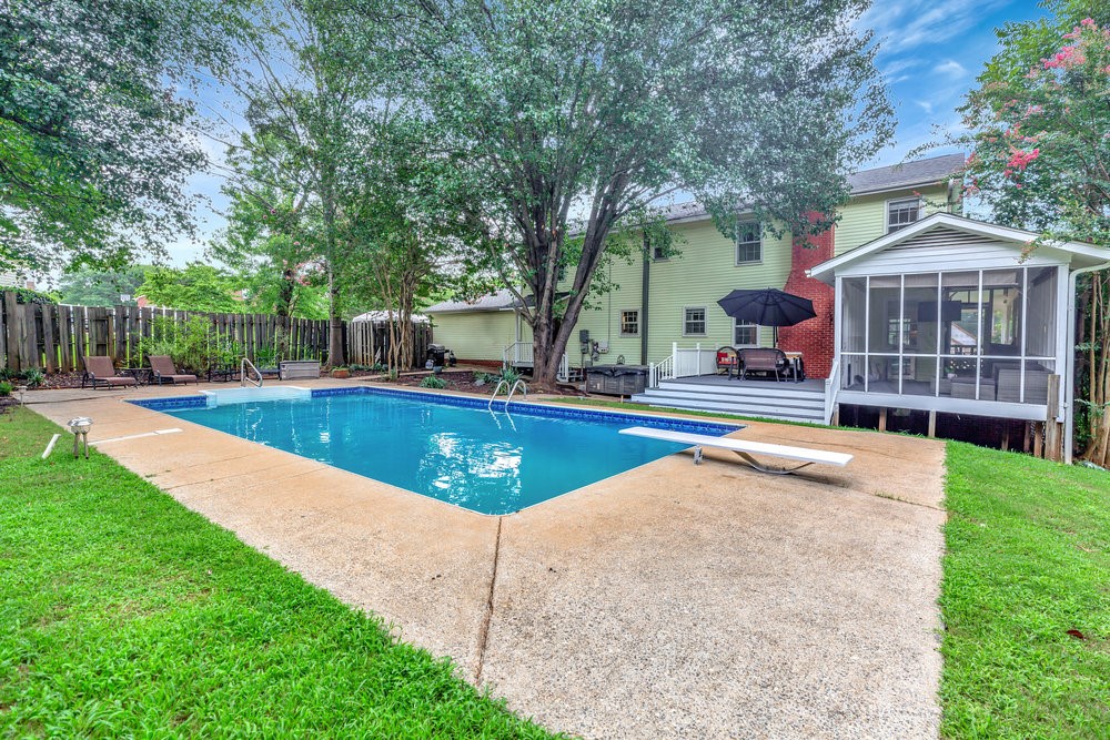 224 Regency Circle Anderson, SC 29625 - Photo 37 of 44 Pool & Screened in porch
