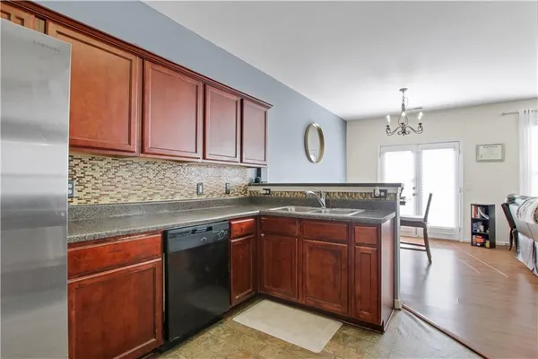 $300,000 | 2951 O'Shields Court Southwest, Unit 5, Marietta, GA 30060