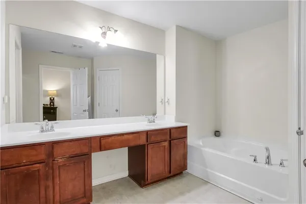 $300,000 | 2951 O'Shields Court Southwest, Unit 5, Marietta, GA 30060