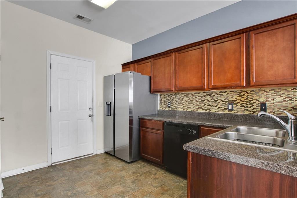 2951 O'Shields Court Southwest, Unit 5 Marietta, GA 30060 - Photo 9 of 38