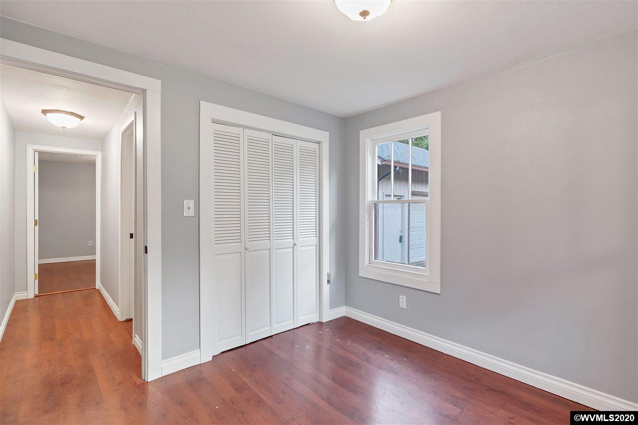 6691 Macleay Road Southeast Salem, OR 97317 - Photo 19 of 38 Gallery Image 19