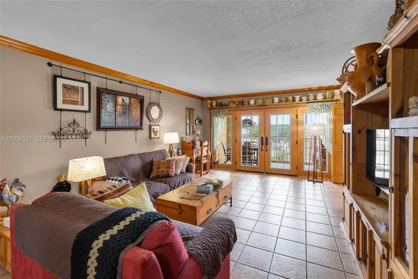 $3,500 | 3050 Northeast 48th Court, Unit 405, Lighthouse Point, FL 33064