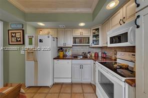 3050 Northeast 48th Court, Unit 405 Lighthouse Point, FL 33064 - Photo 21 of 36