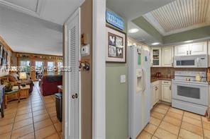 3050 Northeast 48th Court, Unit 405 Lighthouse Point, FL 33064 - Photo 23 of 36