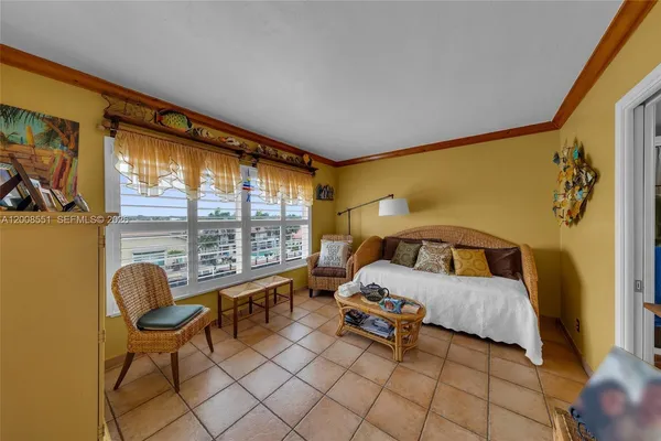 $3,500 | 3050 Northeast 48th Court, Unit 405, Lighthouse Point, FL 33064