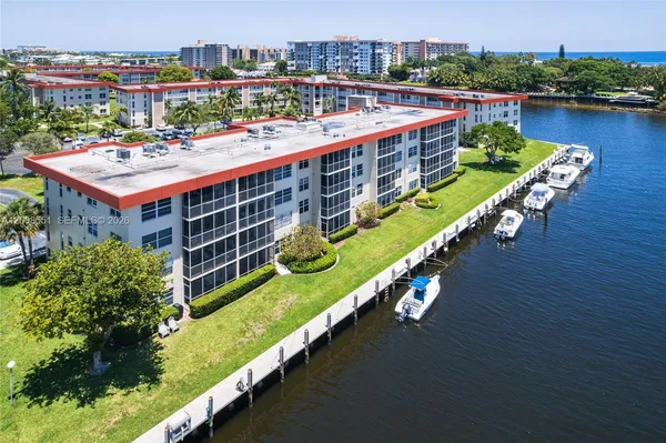$3,500 | 3050 Northeast 48th Court, Unit 405, Lighthouse Point, FL 33064