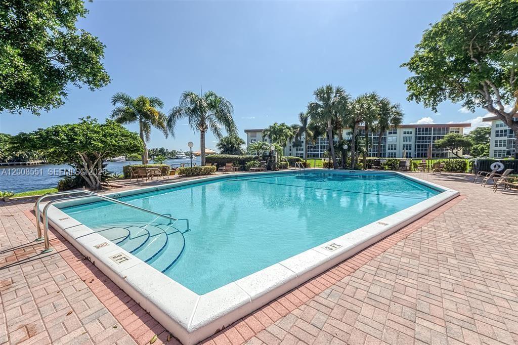 3050 Northeast 48th Court, Unit 405 Lighthouse Point, FL 33064 - Photo 5 of 36