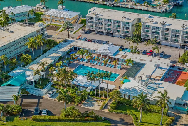 $465,000 | 21 Sombrero Boulevard, Unit 407, Marathon, FL 33050