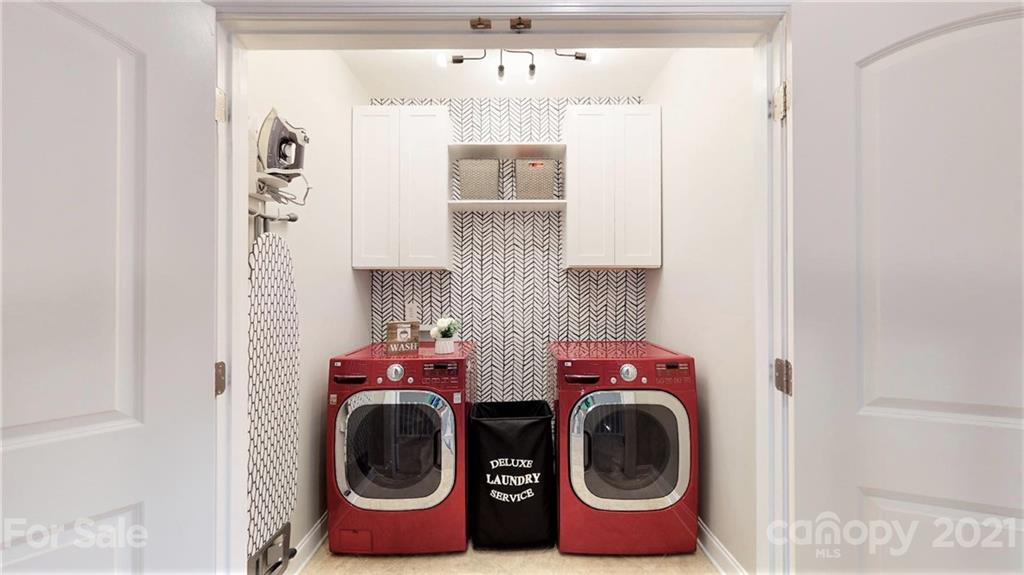 1000 Fallondale Road Waxhaw, NC 28173 - Photo 33 of 48 a utility room with dryer and washer