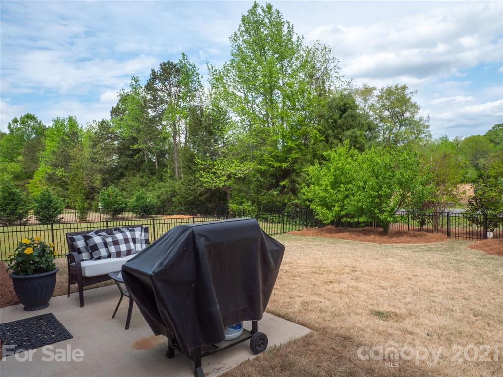 1000 Fallondale Road Waxhaw, NC 28173 - Photo 44 of 48 a view of outdoor space with seating space