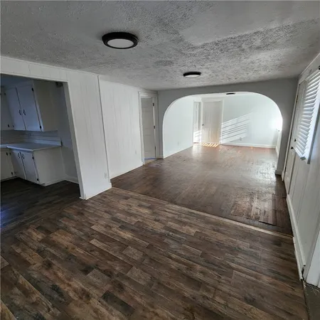 a view of a garage