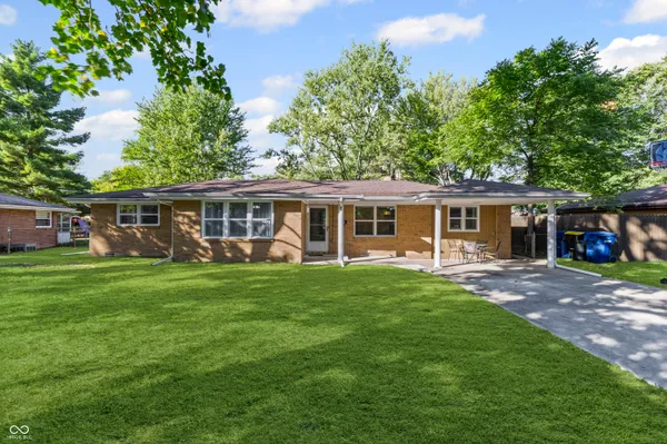 $232,800 | 3012 East 6th Street, Anderson, IN 46012