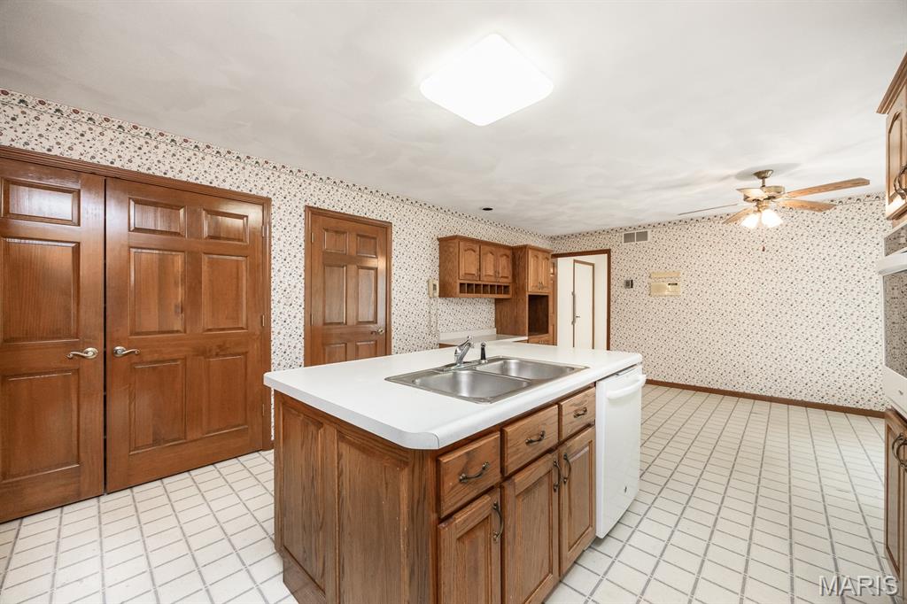 1134 Quail Point Mascoutah, IL 62258 - Photo 12 of 33