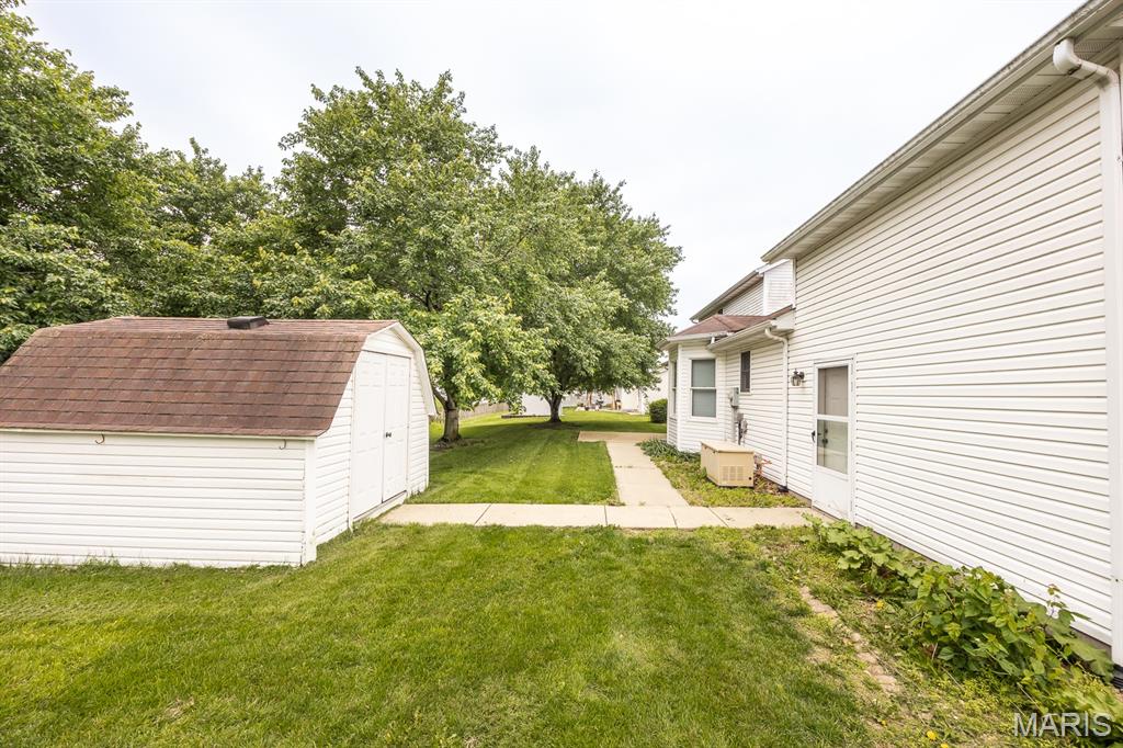1134 Quail Point Mascoutah, IL 62258 - Photo 30 of 33