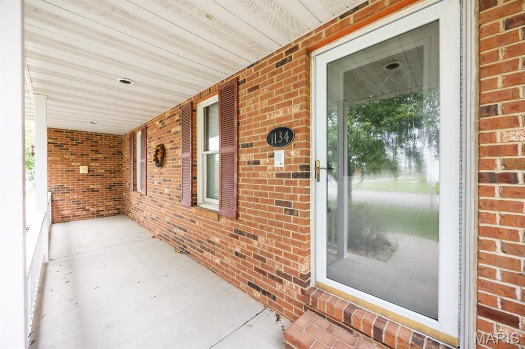 1134 Quail Point Mascoutah, IL 62258 - Photo 3 of 33