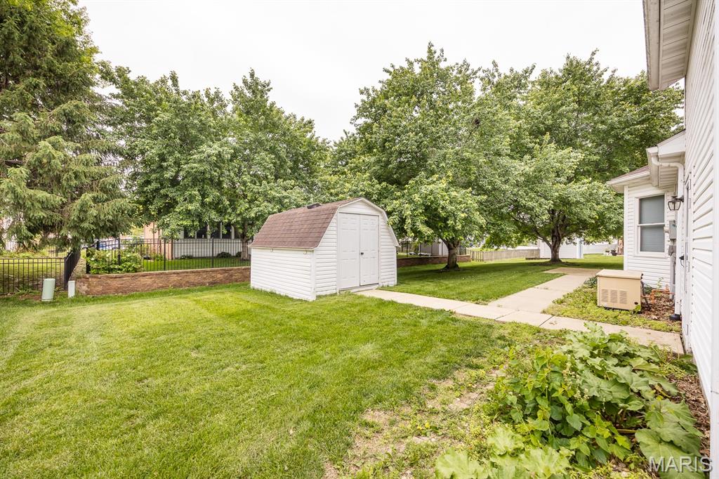 1134 Quail Point Mascoutah, IL 62258 - Photo 31 of 33