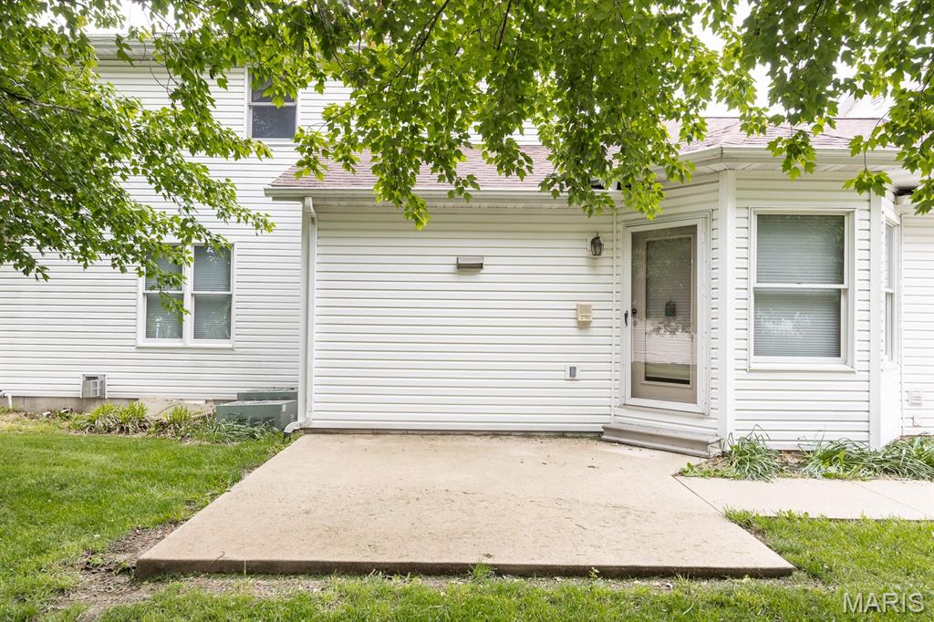 1134 Quail Point Mascoutah, IL 62258 - Photo 32 of 33