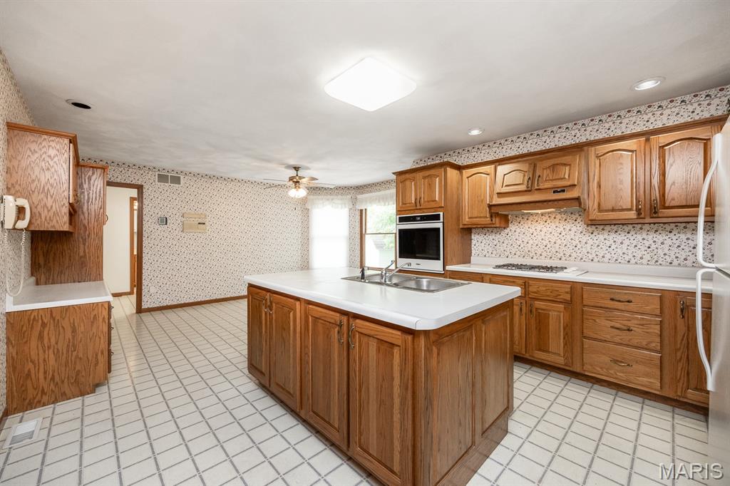 1134 Quail Point Mascoutah, IL 62258 - Photo 8 of 33