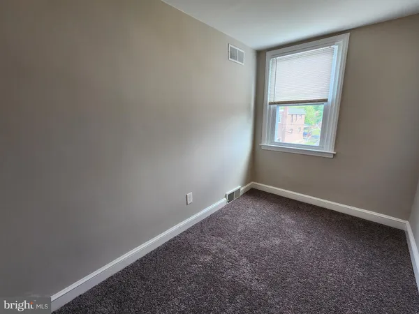 $2,350 | 201 Westbridge Road, Glenolden, PA 19036
