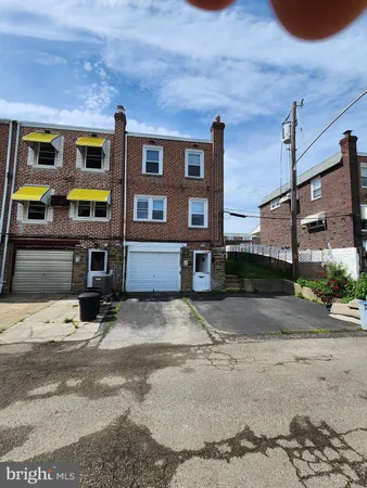$2,350 | 201 Westbridge Road, Glenolden, PA 19036