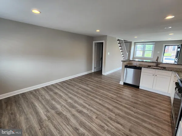 $2,350 | 201 Westbridge Road, Glenolden, PA 19036