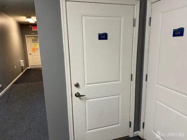 $2,595 | 50 Roosevelt Avenue, Unit 4305, Carteret, NJ 07008