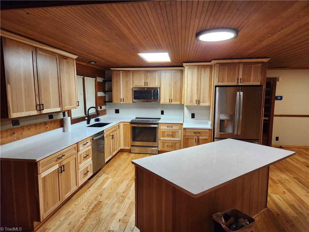 342 Pickett Road Lexington, NC 27295 - Photo 12 of 36 Gallery Image 12