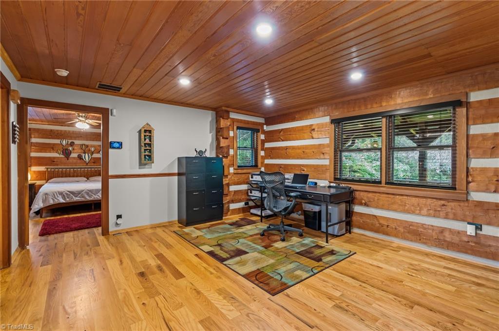 342 Pickett Road Lexington, NC 27295 - Photo 16 of 36 Gallery Image 16