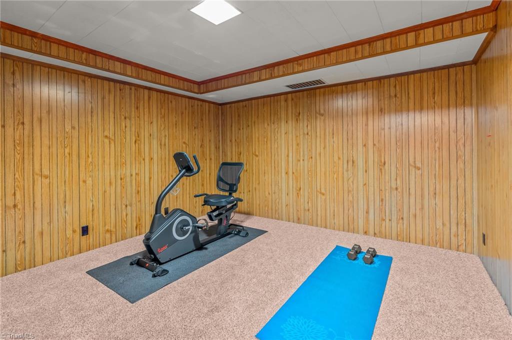 342 Pickett Road Lexington, NC 27295 - Photo 25 of 36 Gallery Image 25