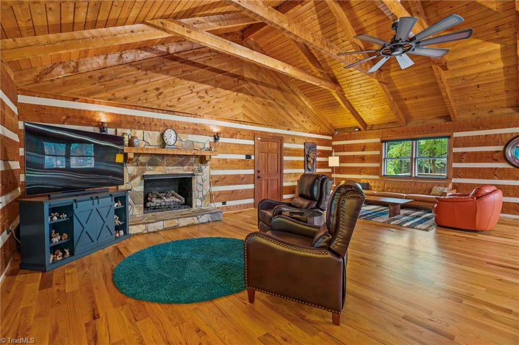 342 Pickett Road Lexington, NC 27295 - Photo 8 of 36 Gallery Image 8
