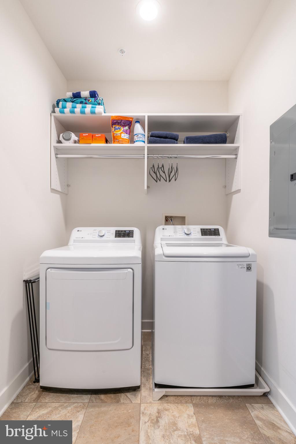 4571 Riverside Way Philadelphia, PA 19127 - Photo 19 of 41 Upper Floor Laundry