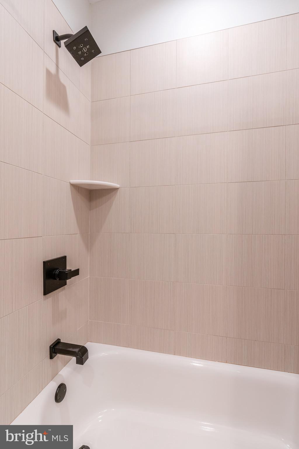 4571 Riverside Way Philadelphia, PA 19127 - Photo 22 of 41 Guest Hall Bathroom