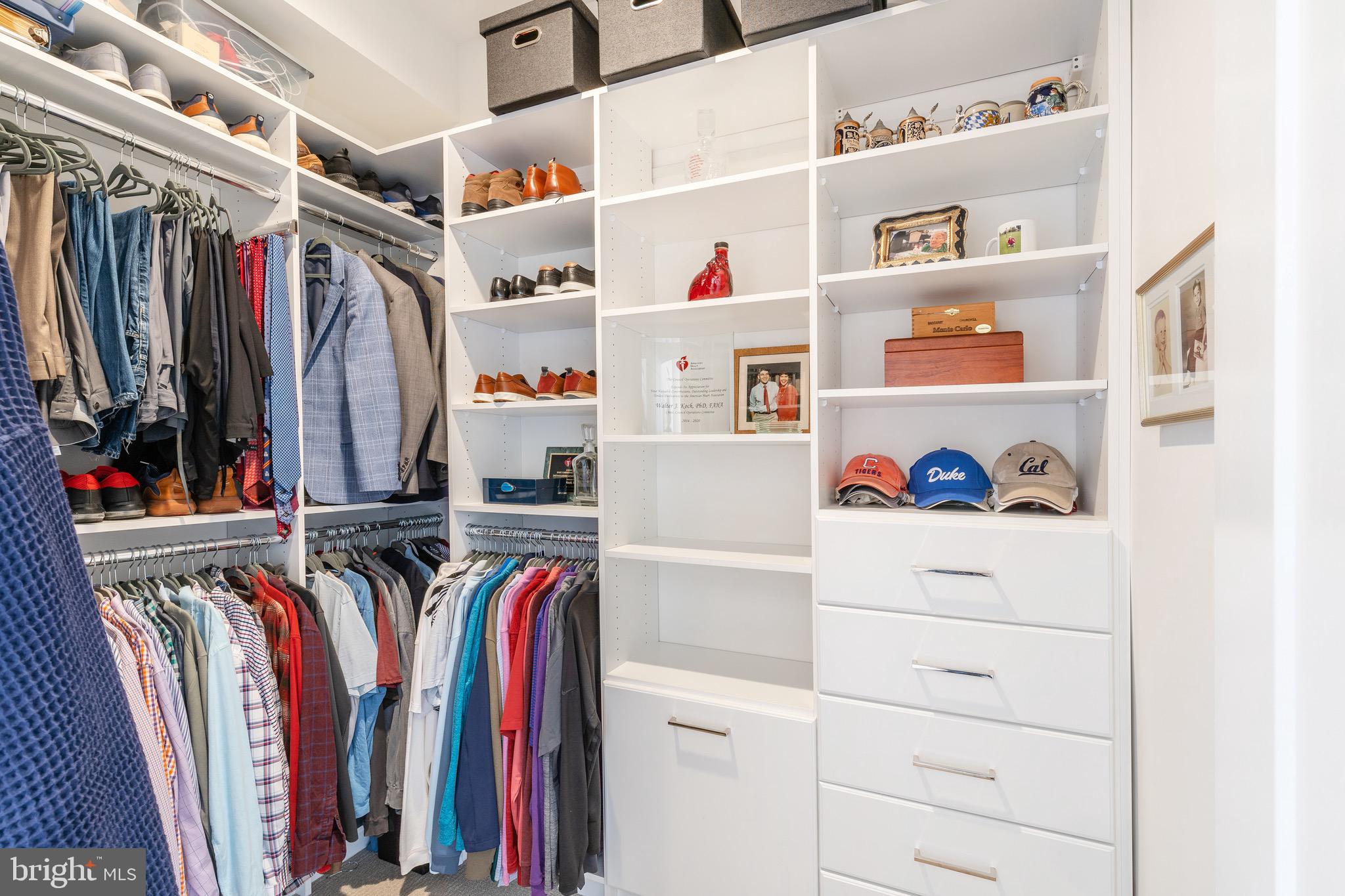 4571 Riverside Way Philadelphia, PA 19127 - Photo 31 of 41 Walk in closet