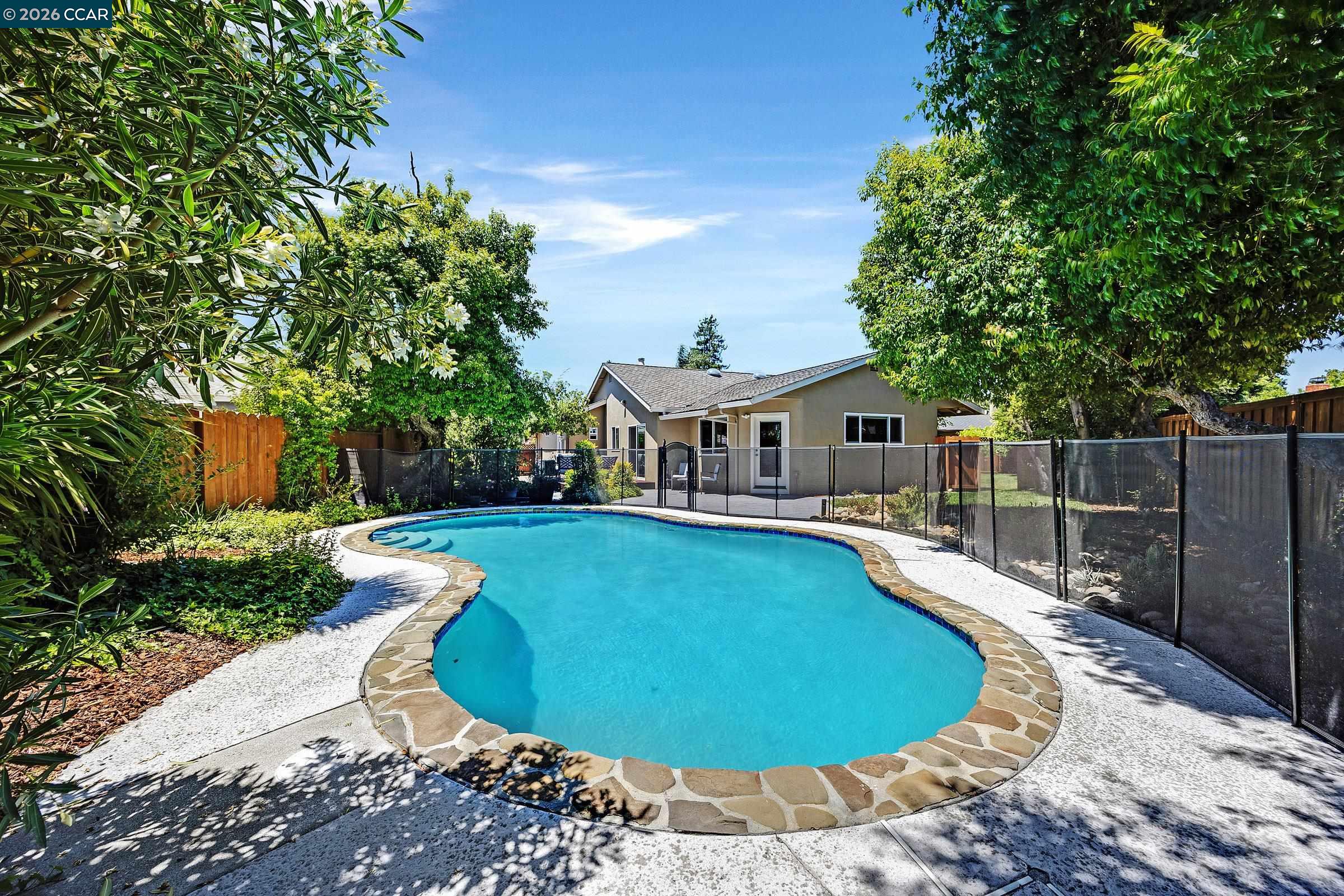 8 Bath Court San Ramon, CA 94583 - Photo 34 of 43