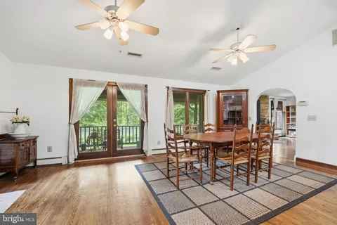 $1,100,000 | 4920 Brook Hills Drive, Annandale, VA 22003