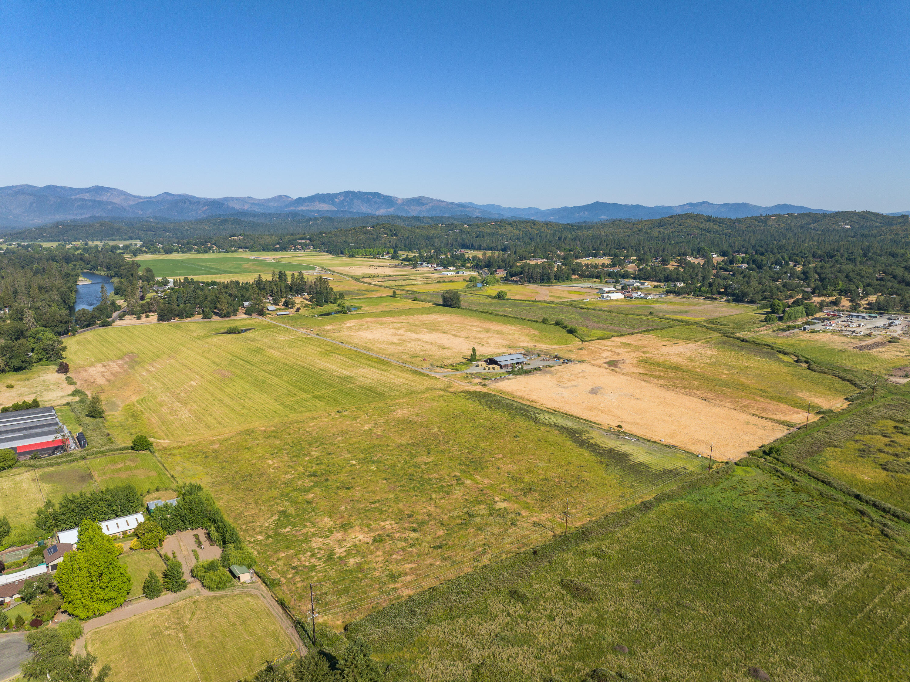 3290 Lower River Road Grants Pass, OR 97526 - Photo 11 of 38 LRR (10)