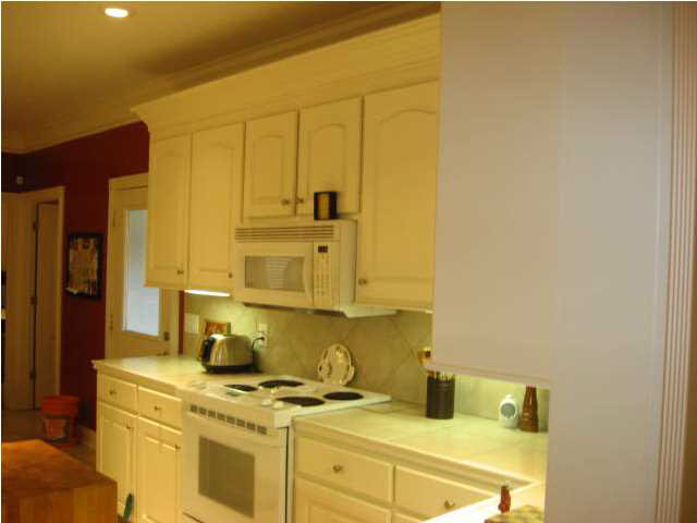 208 Copper Ridge Way Florence, MS 39073 - Photo 10 of 28 KITCHEN