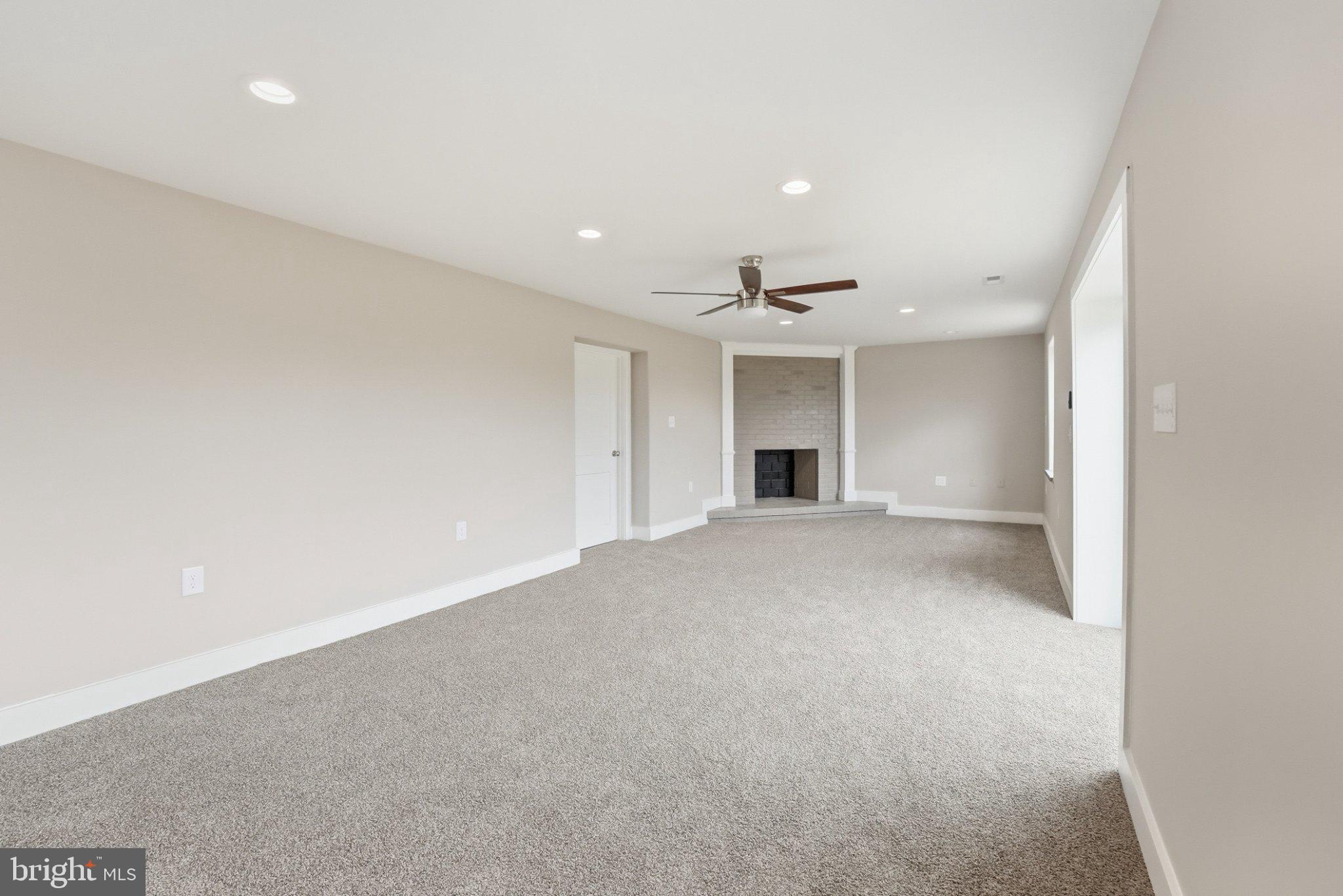 11346 Obannons Mill Road Boston, VA 22713 - Photo 78 of 101 Spacious, light-filled living area.