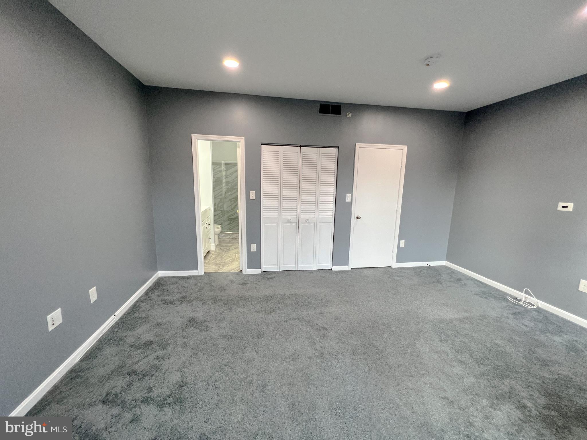 617 U Street Northwest Washington, DC 20001 - Photo 16 of 27 a view of an empty room with a window
