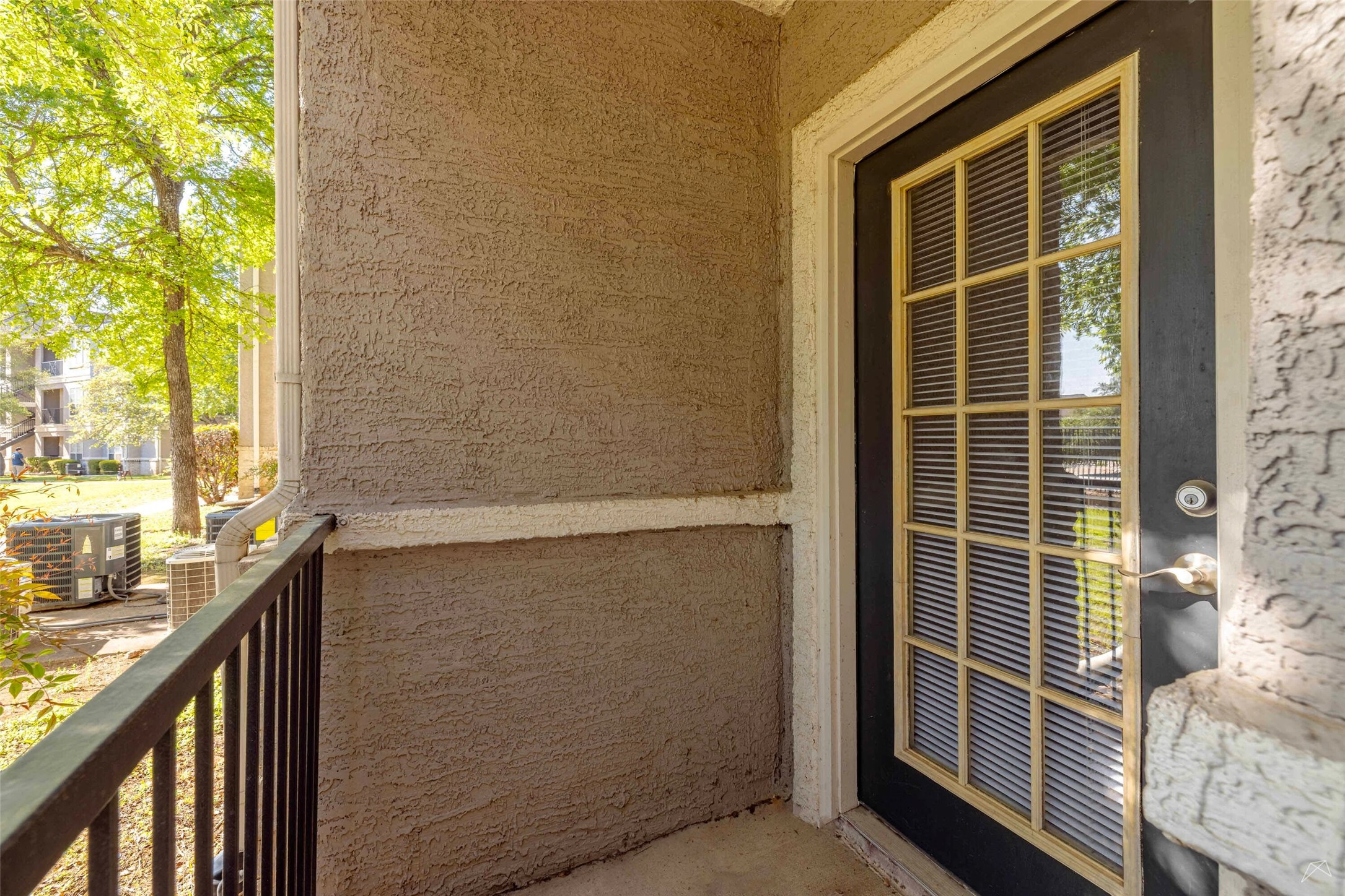 11908 Anderson Mill Road, Unit 822 Austin, TX 78726 - Photo 4 of 23 View of balcony